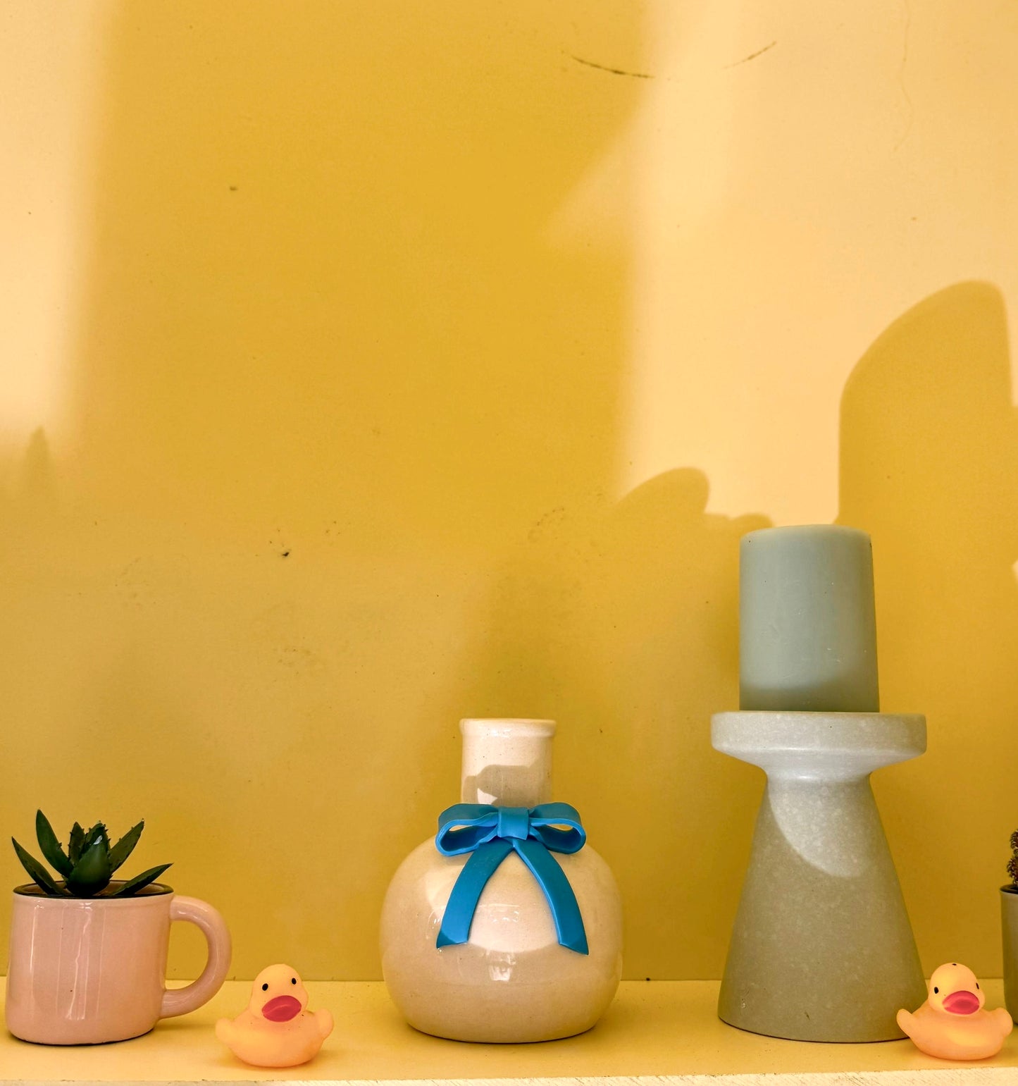 Decorative Bow Vase - Blue