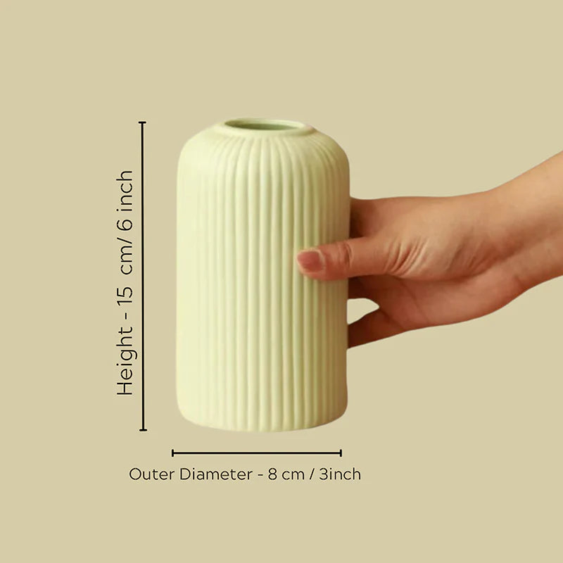 Elan Vase | Ribbed Short Vase